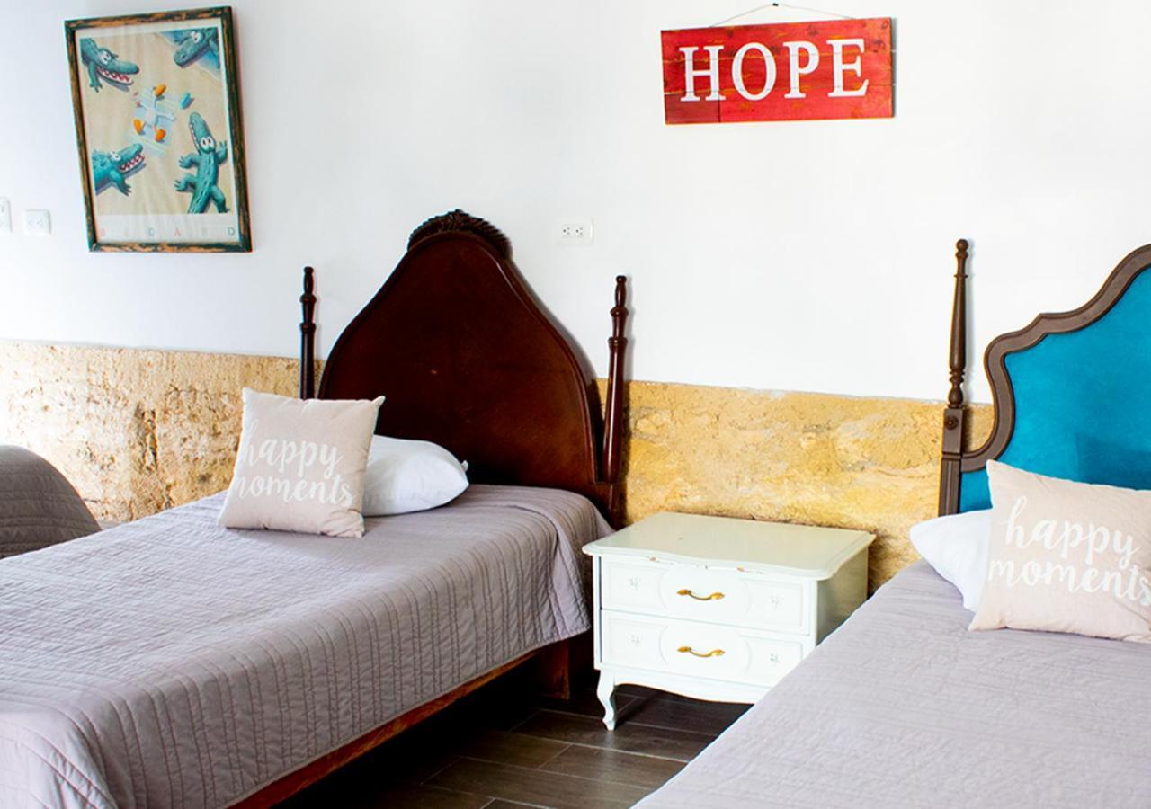 Cama en habitación compartida mixta de 8 camas